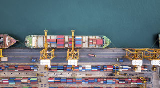 CEFC Investment Insights: Make it happen, switch to cleaner, greener infrastructure CEFC Investment Insights: Make it happen, switch to cleaner, greener infrastructure