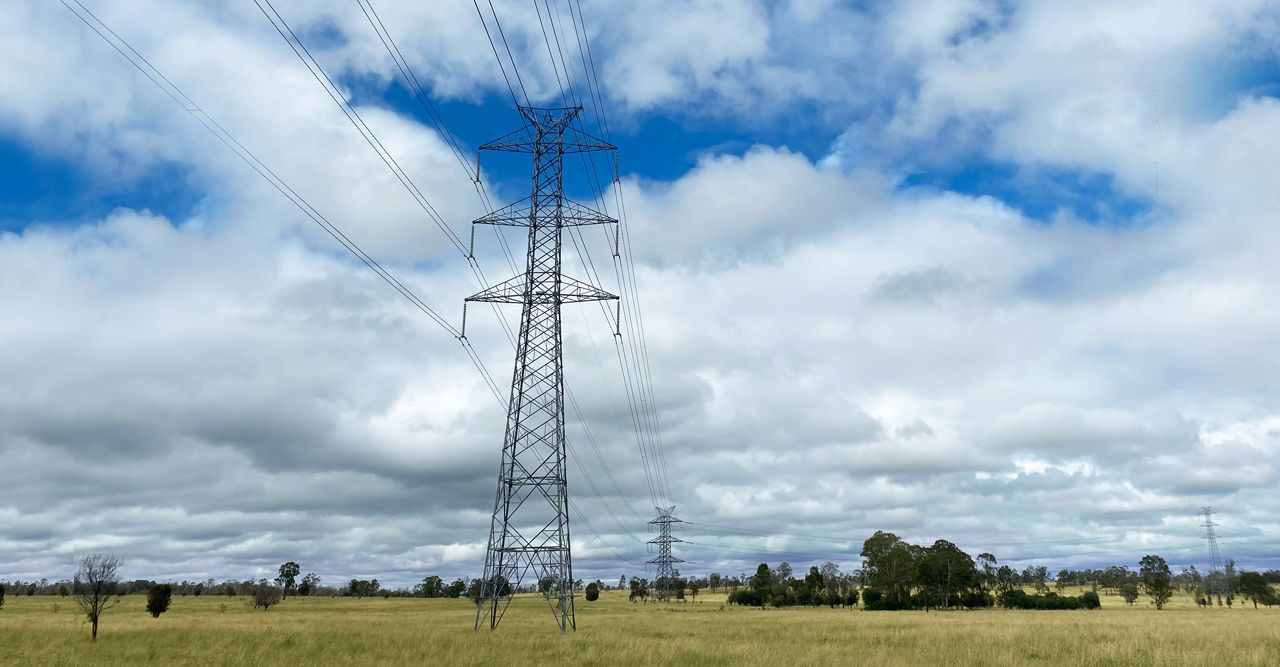 powerlink-infrastructure-future-proofing-qld-rez-clean-energy-finance