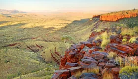 Electrifying the Pilbara Electrifying the Pilbara