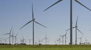 Macarthur Wind Farm offers financing model