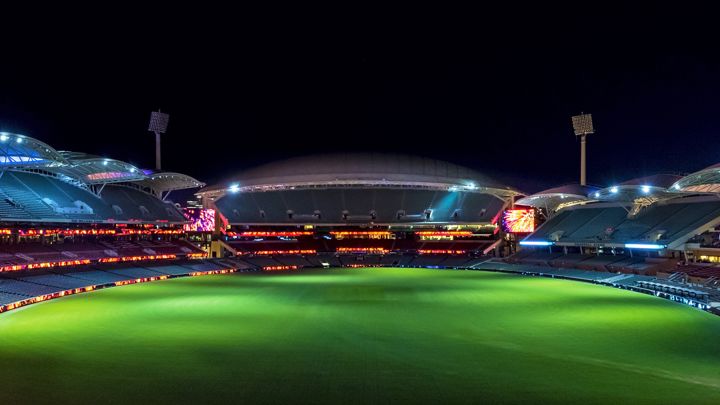 Adelaide oval puts energy efficiency up in lights